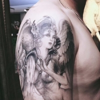 纹身头像，带翅膀的天使纹身主题太帅了